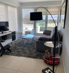 Apartamento en alquiler temporal playa Mansa 3 dormitorios Punta del este Torre del Mar