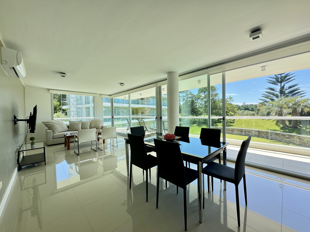 Venta apartamento de 3 dormitorios en Playa Brava 