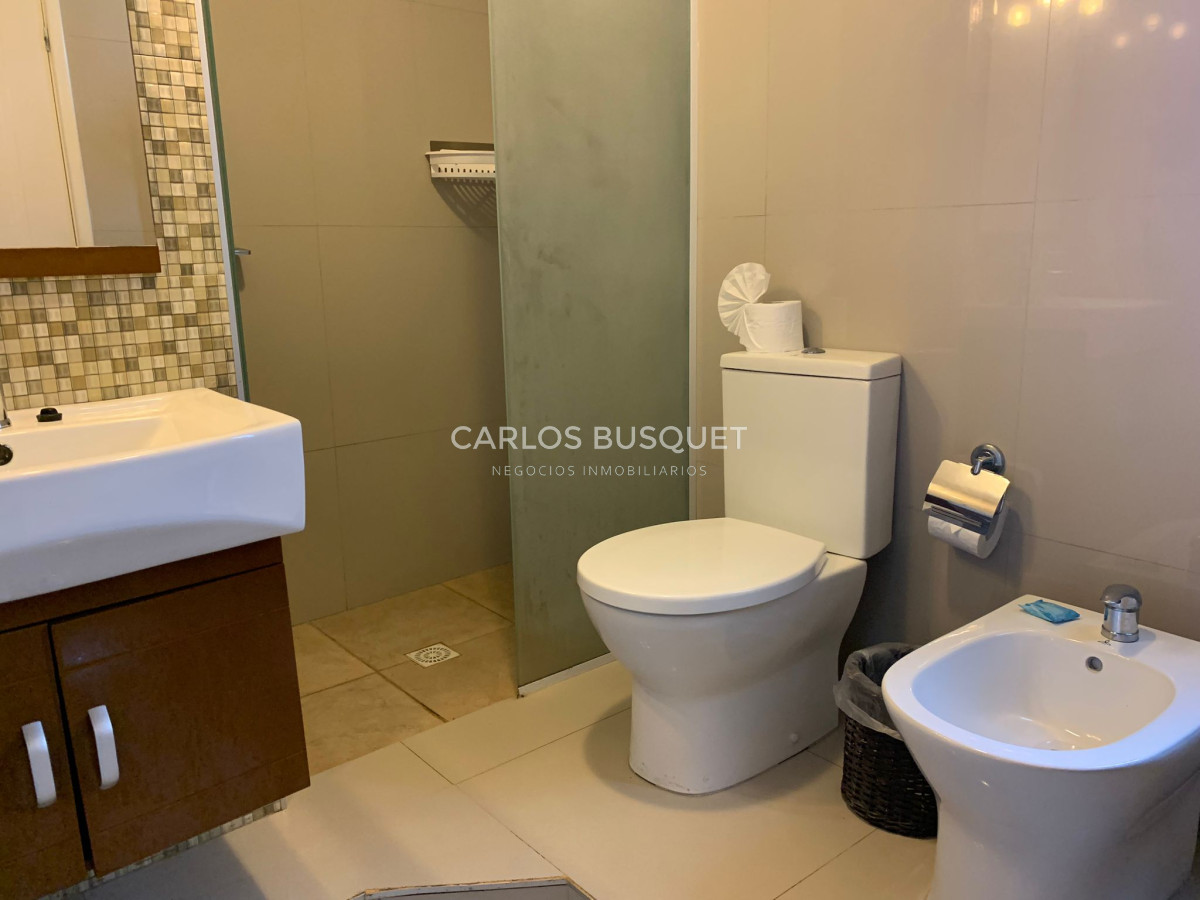 Casa ID.294 - Casa en venta de 4 dormitorios en Solanas 