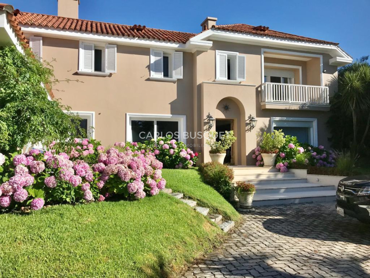 Casa ID.384 - Casa en alquiler temporal, de 6 dormitorios, en Rincón del Indio! 