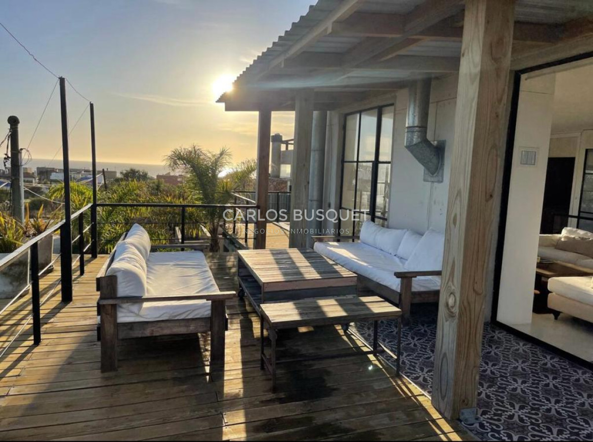 Casa ID.666 - Casa en alquiler de 4 dormitorios en Jose Ignacio 