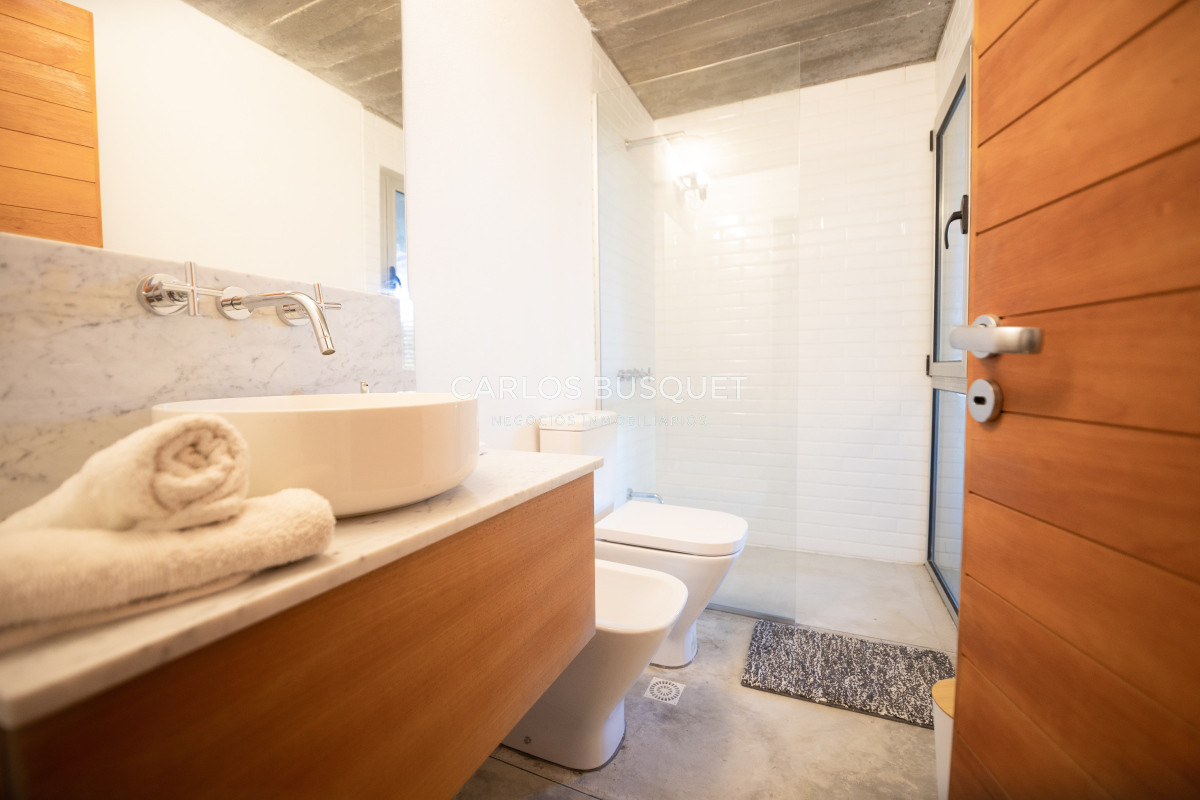 Casa ID.244 - Casa en Alquiler temporal, de 6 dormitorios, en Santa Monica, sobre el mar