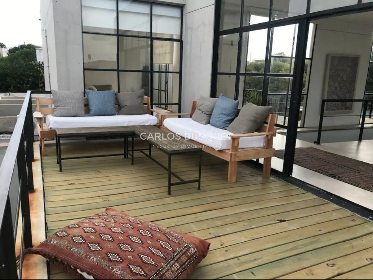 Casa ID.666 - Casa en alquiler de 4 dormitorios en Jose Ignacio 