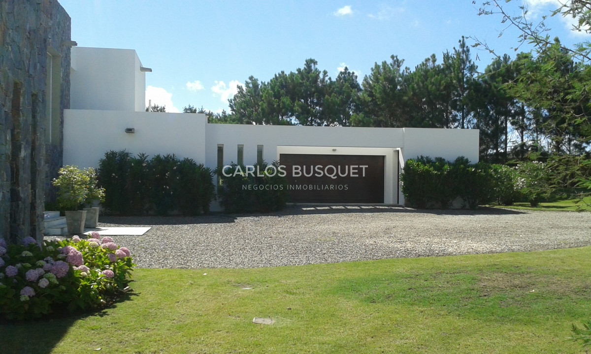 Casa ID.383 - Espectacular casa en venta en Mangrullos de Punta Piedras! 