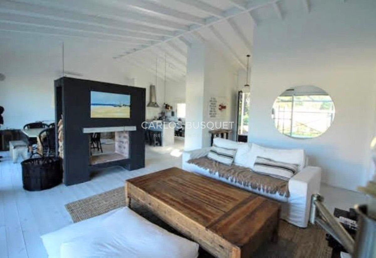 Casa ID.632 - Casa en venta de 4 dormitorios, en San Vicente