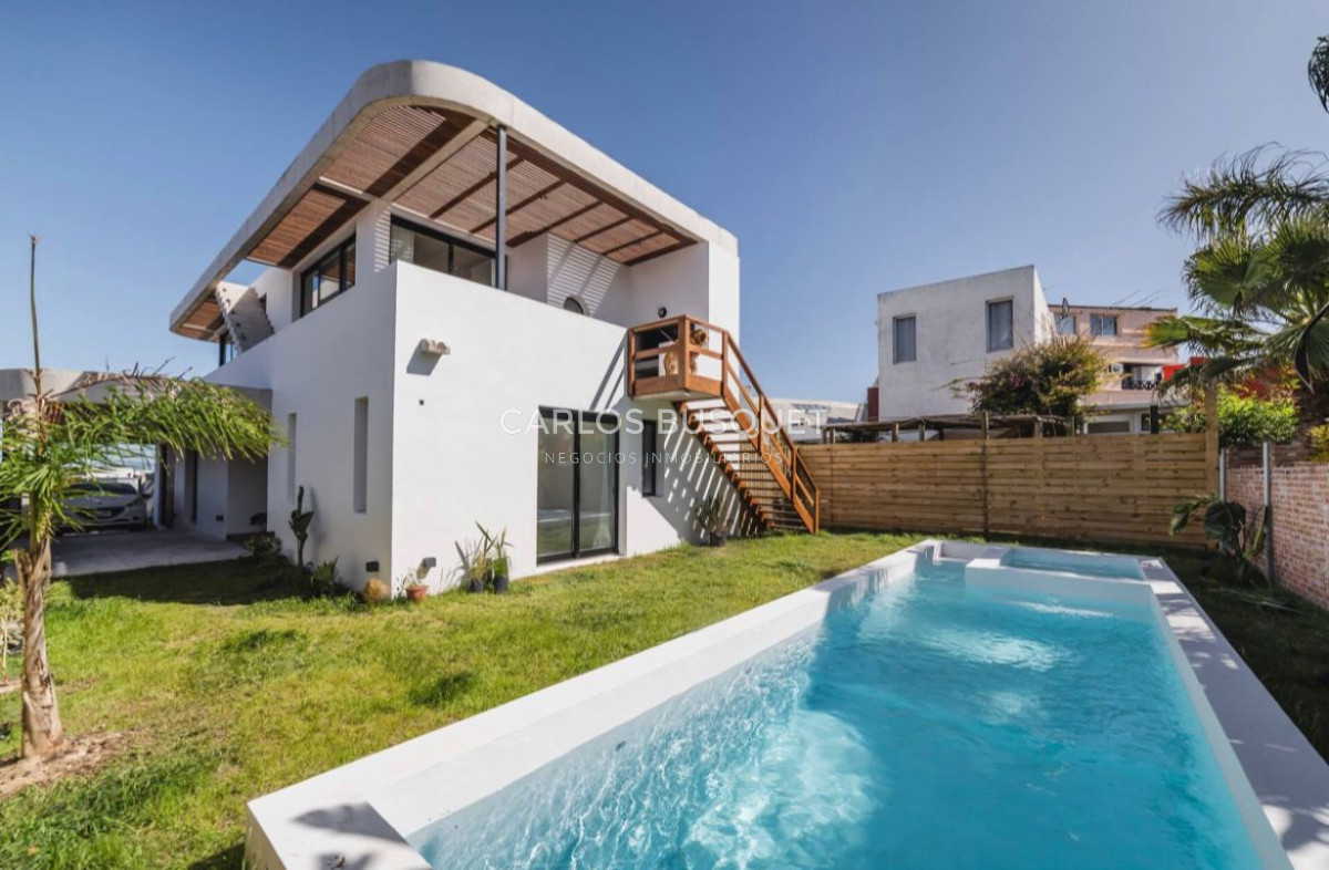 Casa ID.387 - Casa en Alquiler temporal de 3 dormitorios en Montoya
