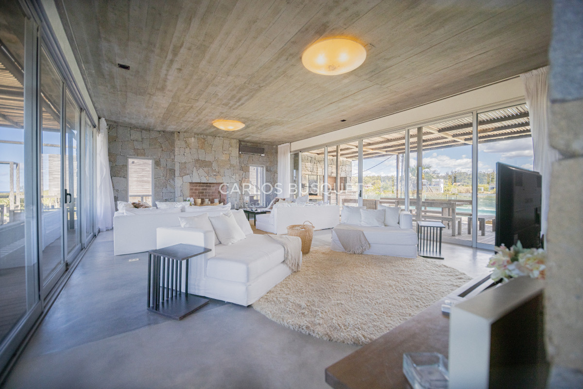 Casa ID.244 - Casa en Alquiler temporal, de 6 dormitorios, en Santa Monica, sobre el mar