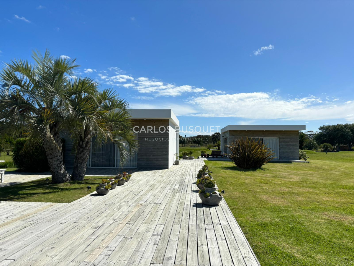Casa ID.459 - Chacra de 5,5 has. en venta en Arenas de Jose Ignacio 