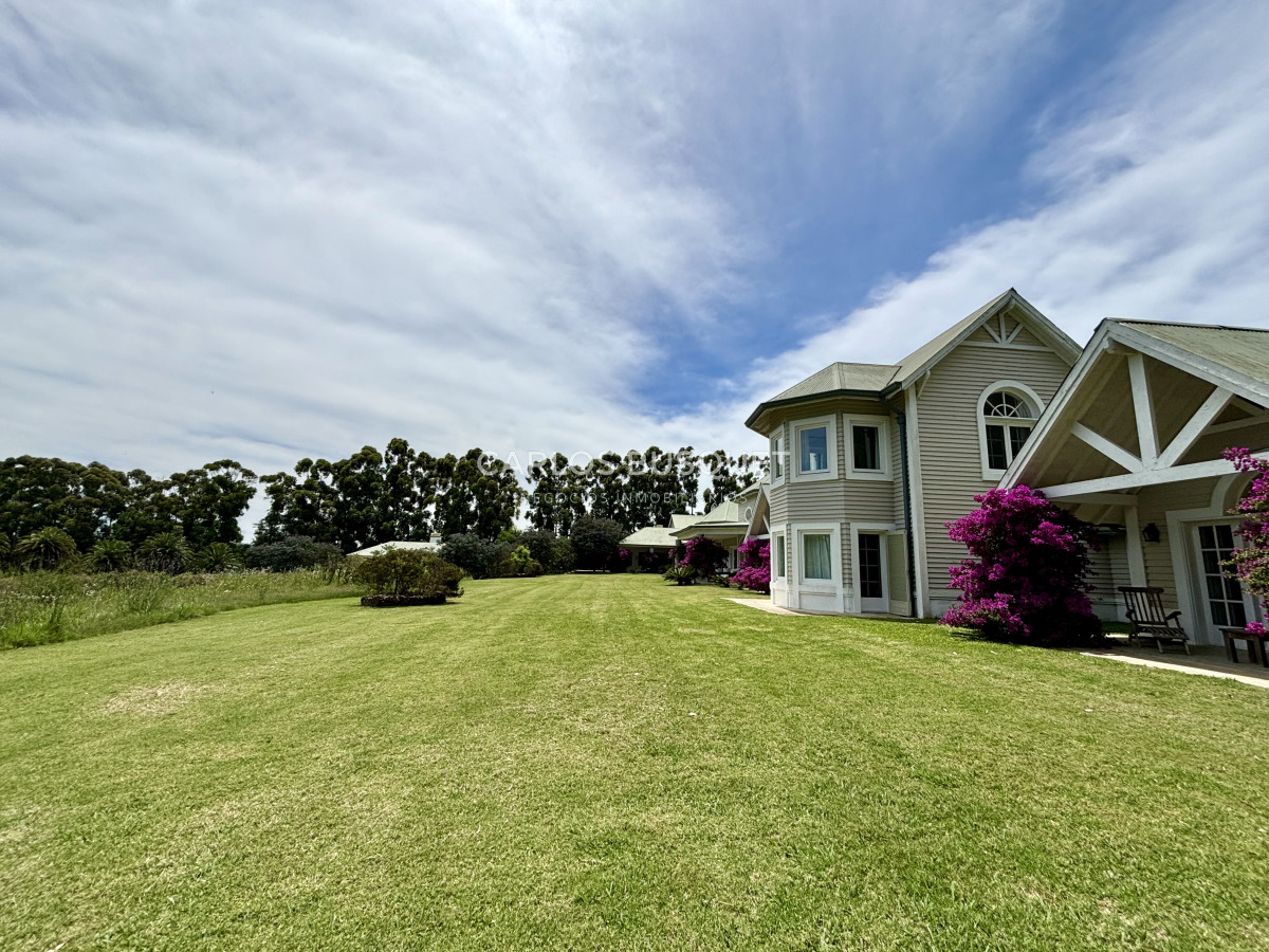 Casa ID.855 - Chacra en venta de 5 has, con espectacular casa de 5 dormitorios, en La Barra 