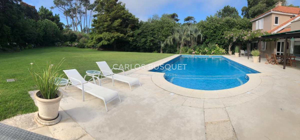 Casa ID.384 - Casa en alquiler temporal, de 6 dormitorios, en Rincón del Indio! 