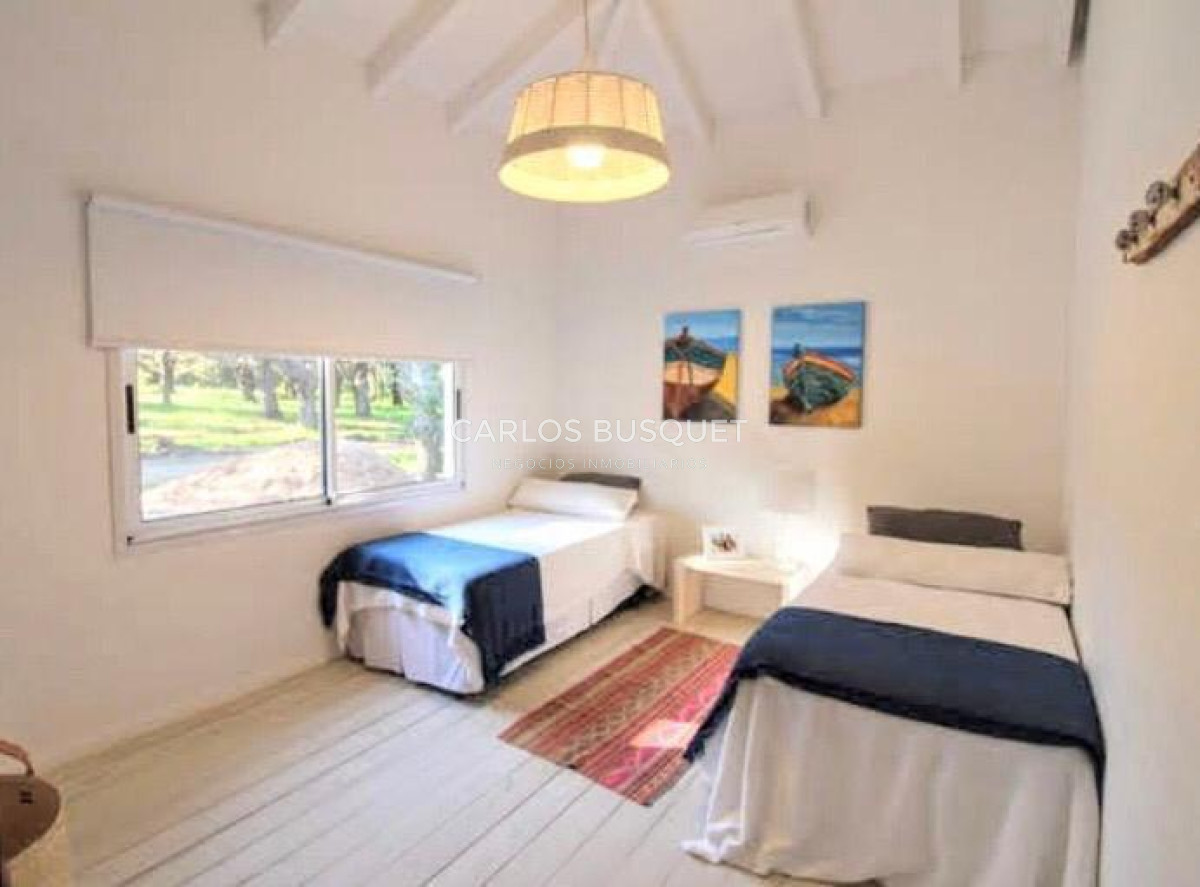 Casa ID.632 - Casa en venta de 4 dormitorios, en San Vicente