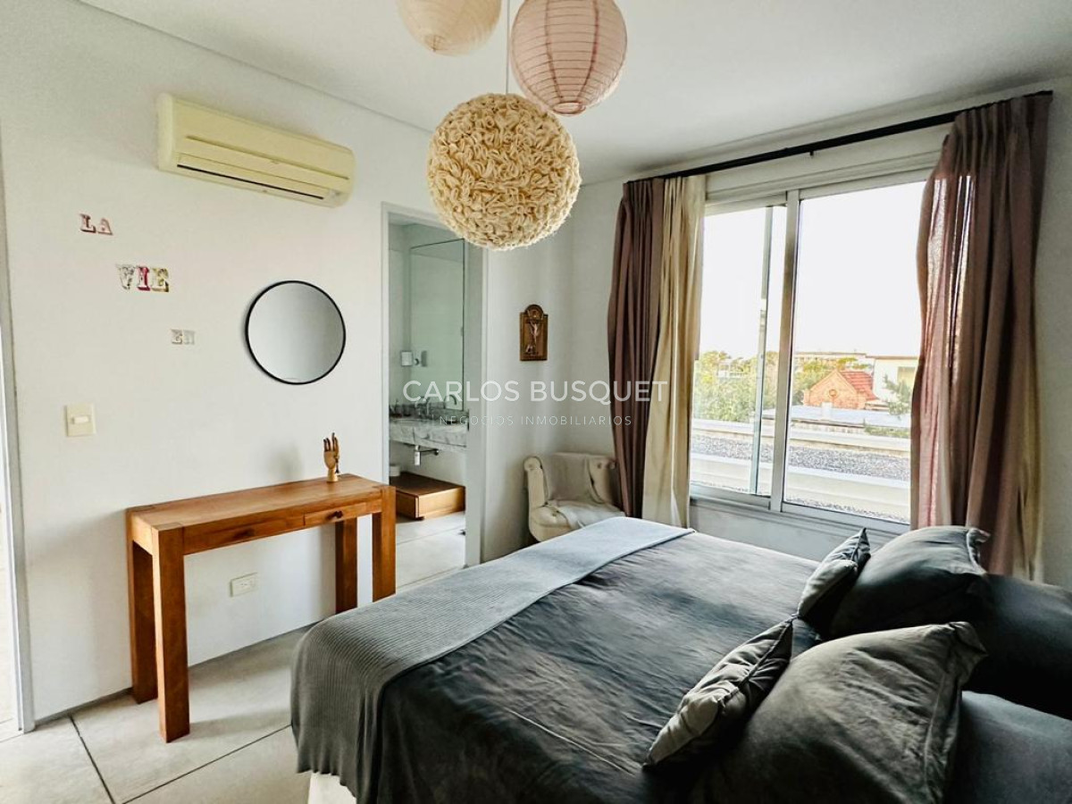 Casa ID.420 - Casa en alquiler, de 4 dormitorios, en Jose Ignacio, Club de Mar! 
