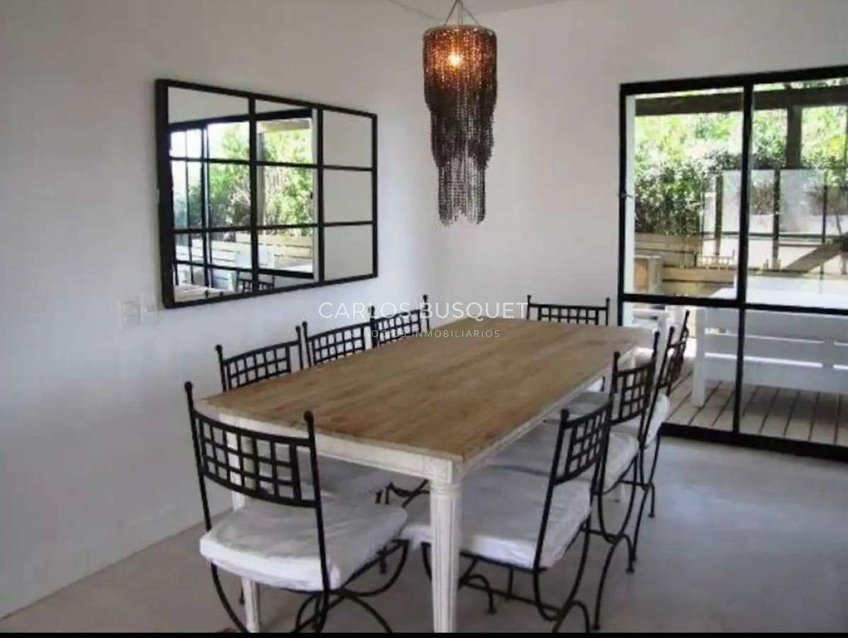 Casa ID.666 - Casa en alquiler de 4 dormitorios en Jose Ignacio 