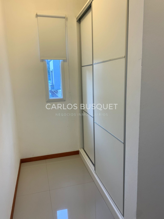 Casa ID.294 - Casa en venta de 4 dormitorios en Solanas 