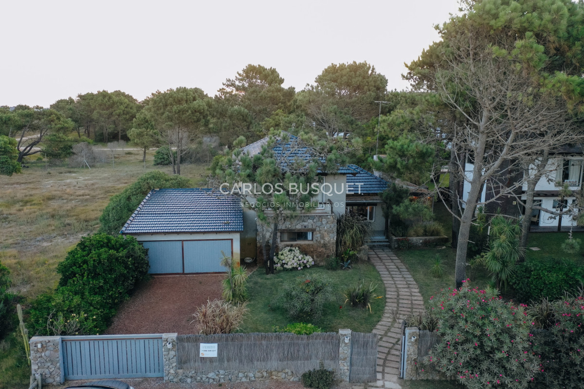 Casa en alquiler temporal de 4 dormitorios en Jose Ignacio - CBI1401C