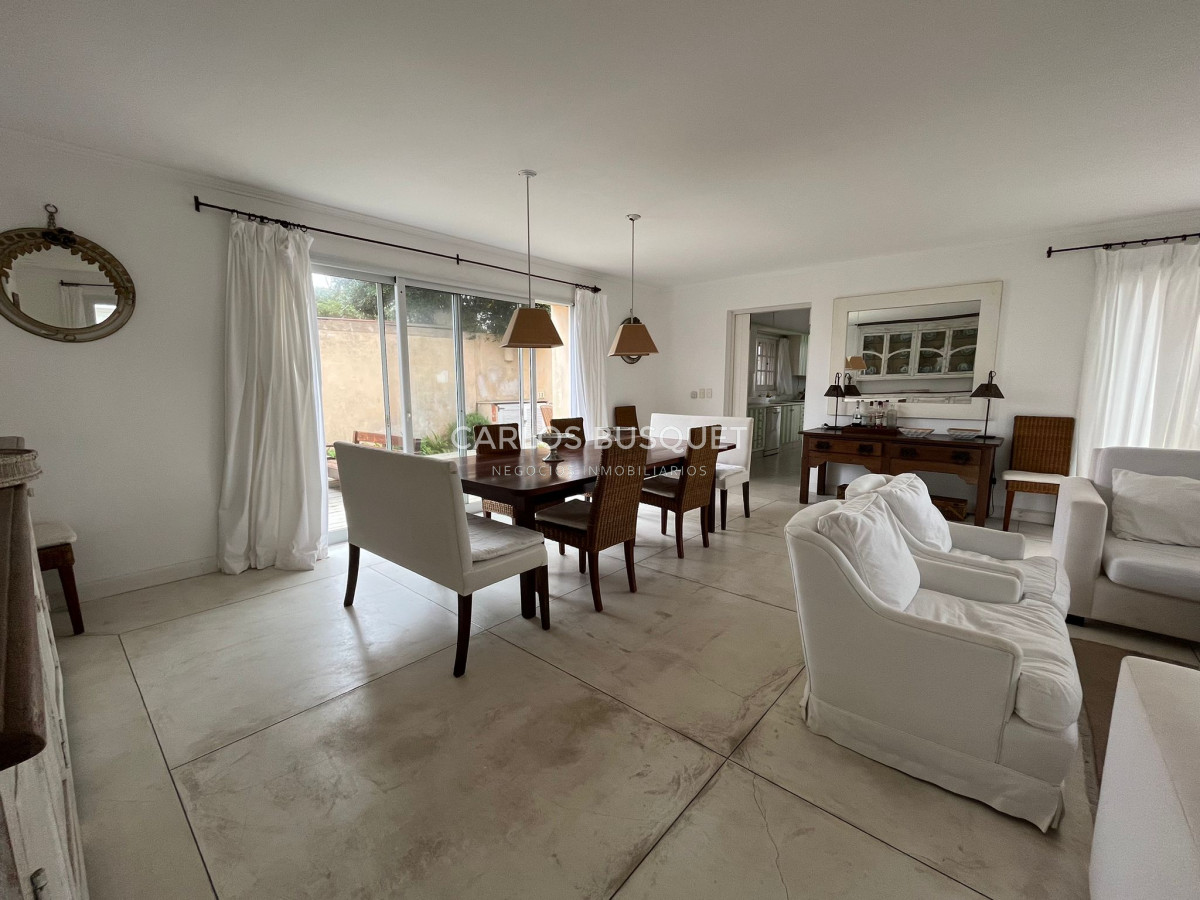 Casa ID.24 - Casa en Alquiler temporal, de 4 dormitorios, en la Península