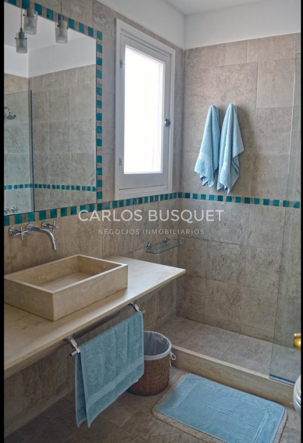 Casa ID.384 - Casa en alquiler temporal, de 6 dormitorios, en Rincón del Indio! 