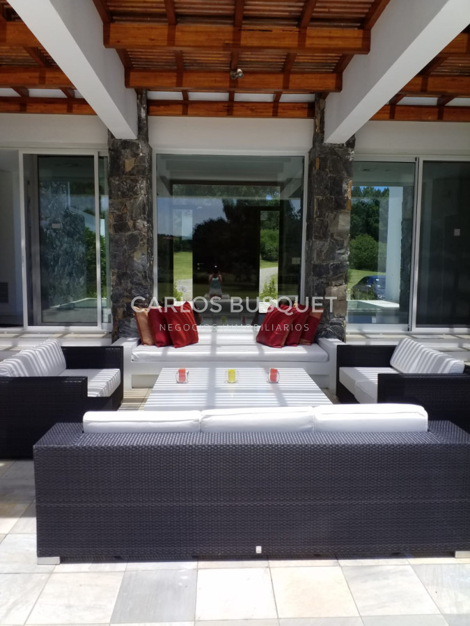 Casa ID.383 - Espectacular casa en venta en Mangrullos de Punta Piedras! 