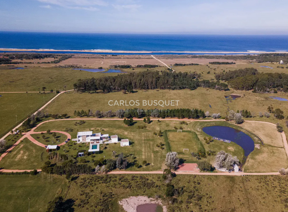 Casa ID.459 - Chacra de 5,5 has. en venta en Arenas de Jose Ignacio 