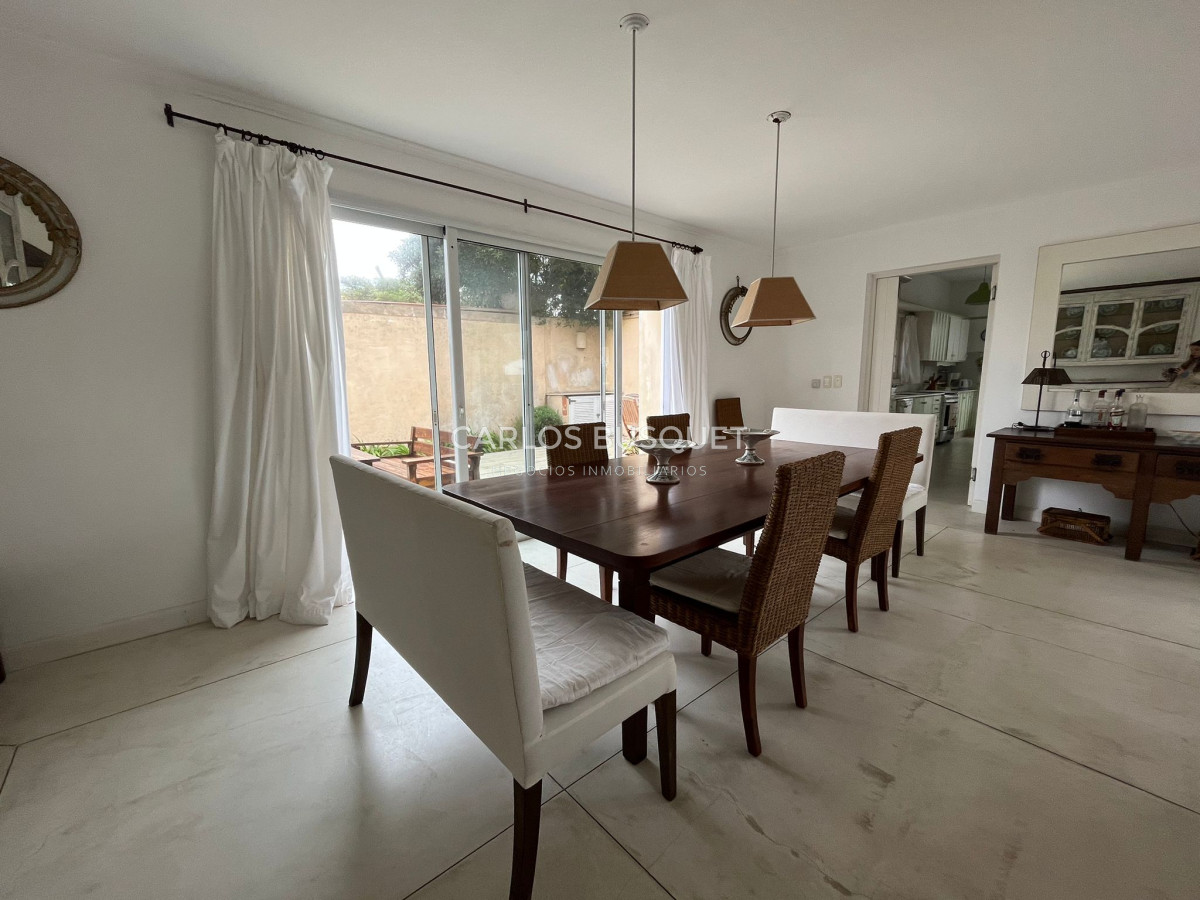 Casa ID.24 - Casa en Alquiler temporal, de 4 dormitorios, en la Península