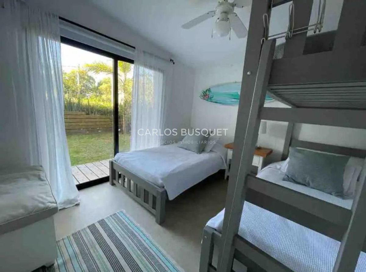 Casa ID.666 - Casa en alquiler de 4 dormitorios en Jose Ignacio 