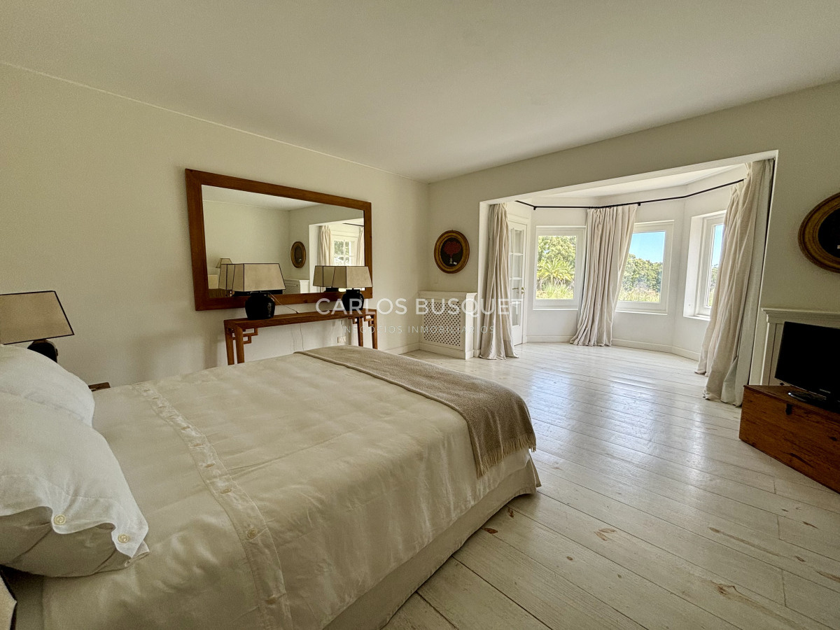 Casa ID.855 - Chacra en venta de 5 has, con espectacular casa de 5 dormitorios, en La Barra 