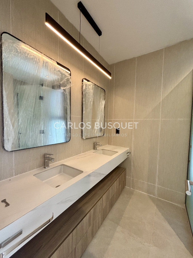 Casa ID.891 - Casa en venta de 4 dormitorios, en barrio cerrado, Rincon del Indio 