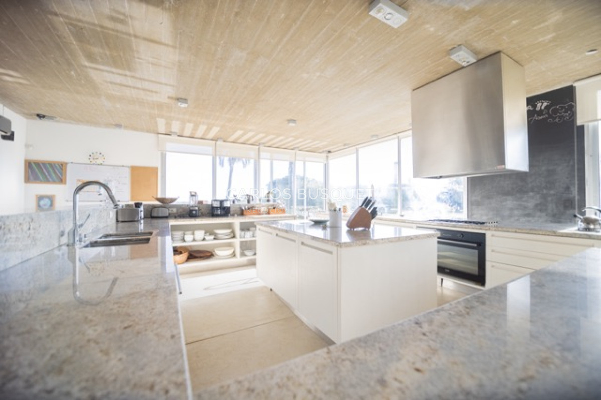 Casa ID.802 - Exclusiva chacra en alquiler temporal, con casa de 6 dormitorios, en Jose Ignacio.