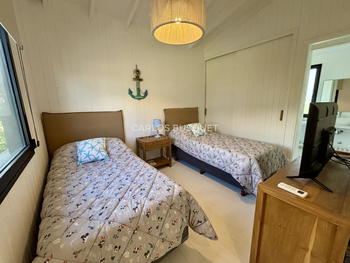 Casa ID.1034 - Casa en alquiler temporal de 4 dormitorios en Jose Ignacio, barrio cerrado Pinar del Faro