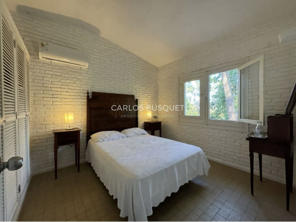 Casa ID.1133 - Casa de 5 dormitorios en San Rafael