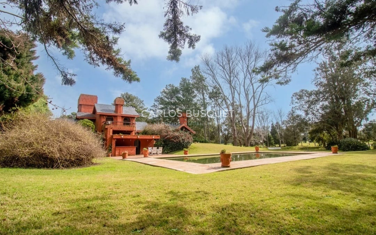 Casa ID.1297 - Espectacular mansion en barrio Berverly hills en venta Punta del este