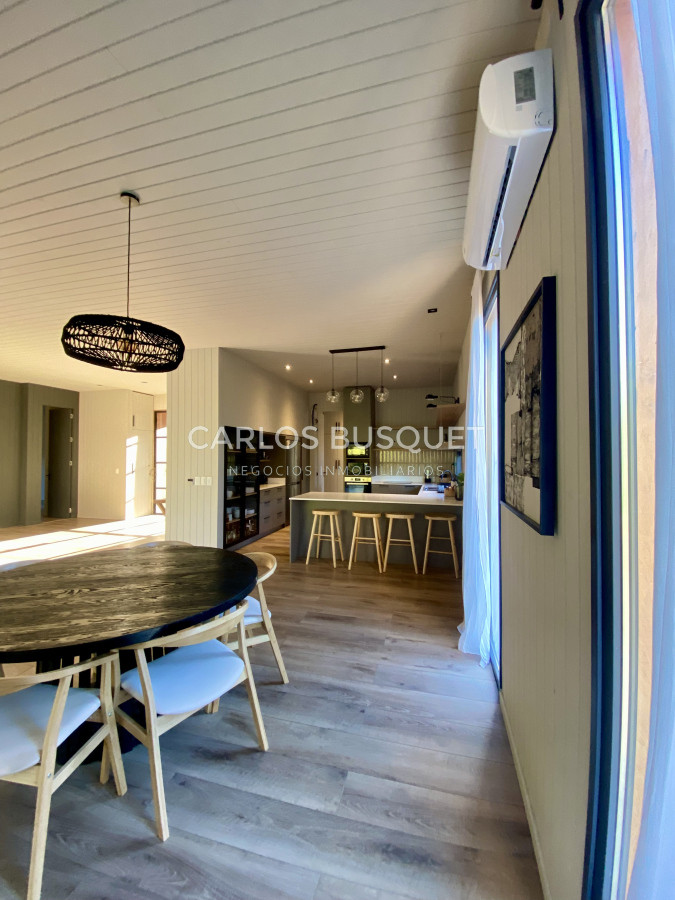 Casa ID.1185 - Casa en venta de 3 dormitorios en La Barra