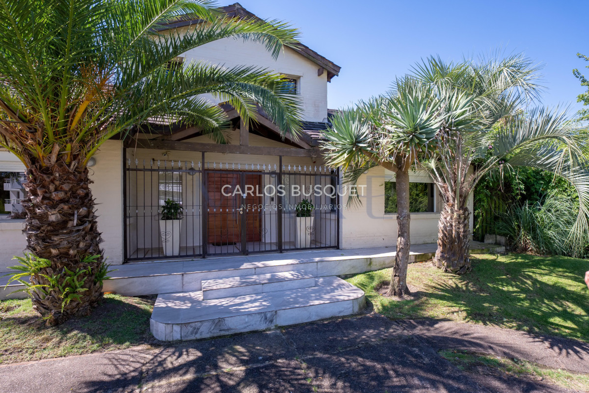 Casa ID.1232 - Casa en venta de 3 dormitorios en Golf, Punta del Este