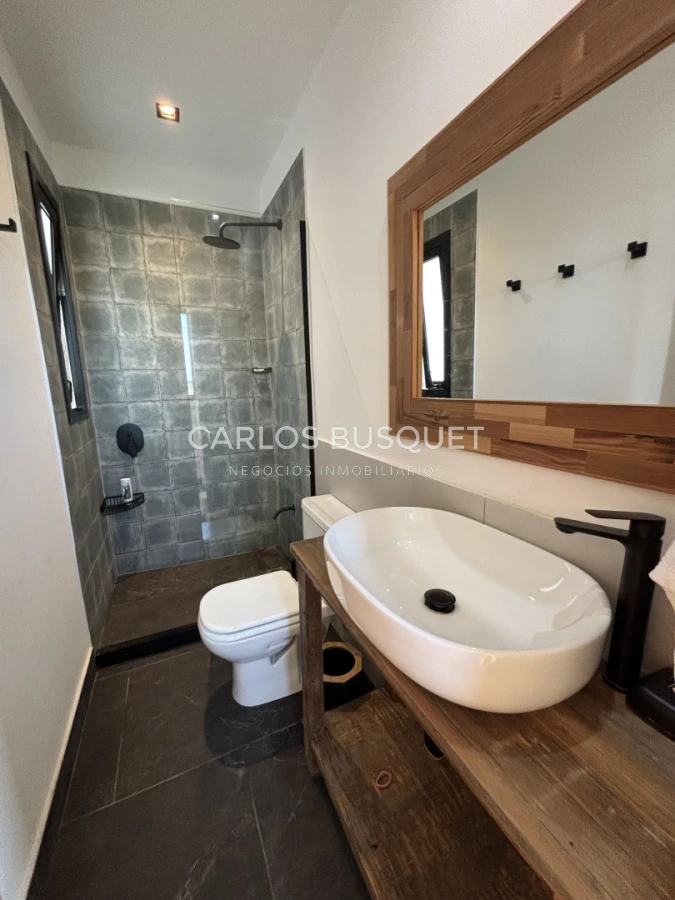 Casa ID.1296 - Chacra en alquiler temporal de 5 dormitorios, en Camino Medellin