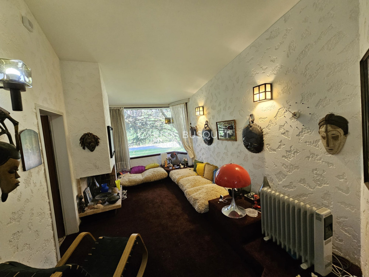 Casa ID.1512 - Casa en venta en barrio Lugano