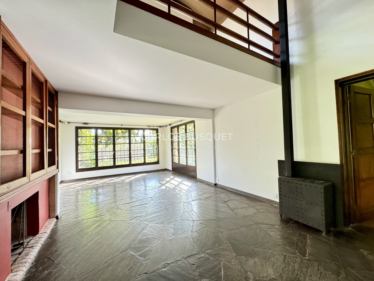 Casa ID.880 - Excelente propiedad en venta en playa mansa