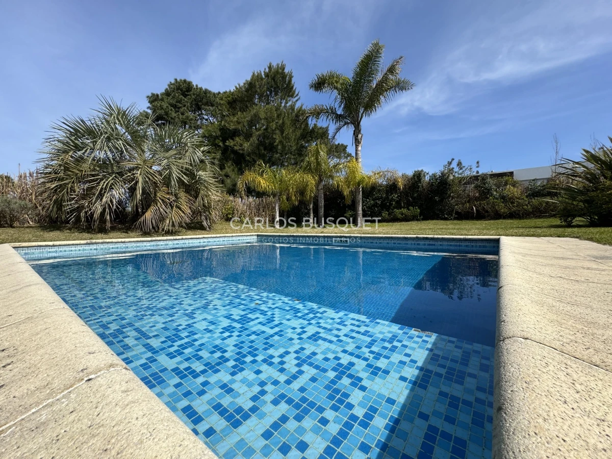 Casa ID.739 - Casa en alquiler temporal de 4 dormitorios en playa Brava 