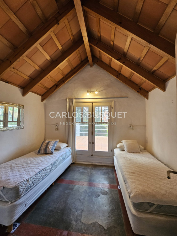 Casa ID.1696 - Venta casa de 3 dormitorios en Aidy Grill Punta Del Este