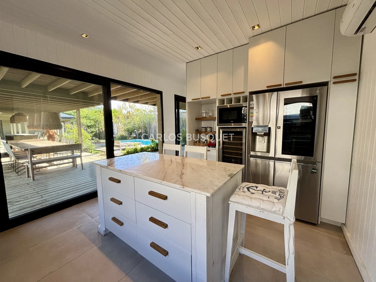 Casa ID.1034 - Casa en alquiler temporal de 4 dormitorios en Jose Ignacio, barrio cerrado Pinar del Faro