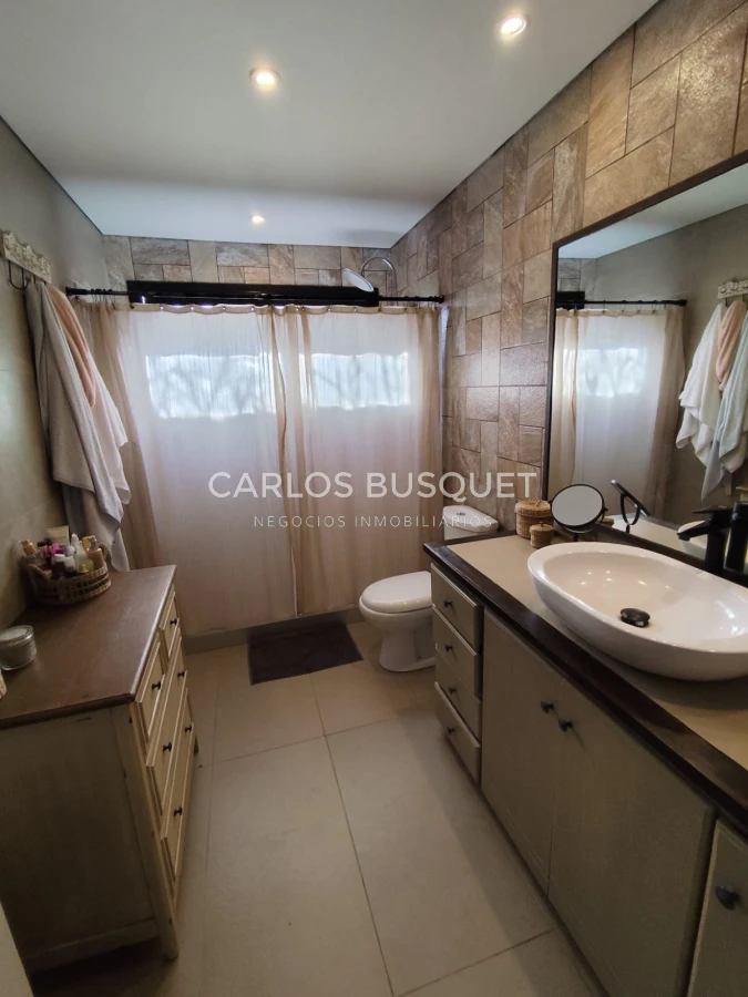 Casa ID.1389 - Casa en venta en barrio privado La Residence de 4 dormitorios 