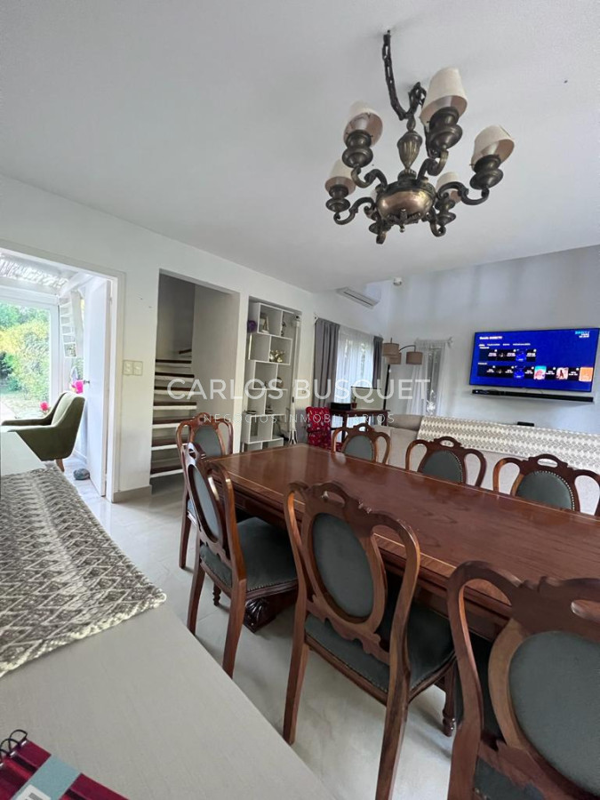 Casa ID.996 - Hermosa Casa en alquiler anual 3 dormitorios