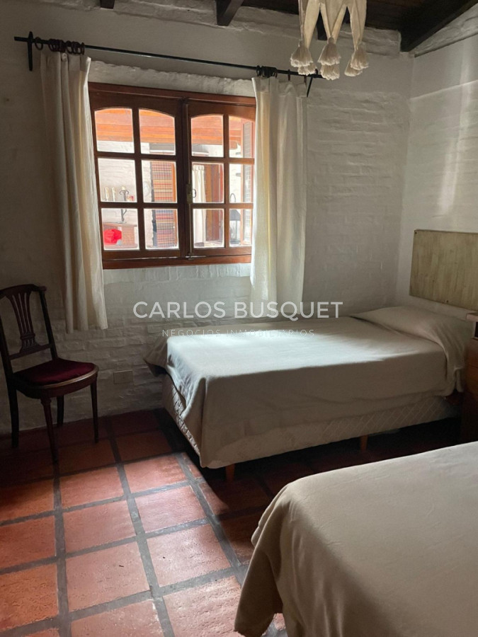 Casa ID.1784 - Alquiler temporal casa en Playa Mansa, Punta Del Este 4 dormitorios