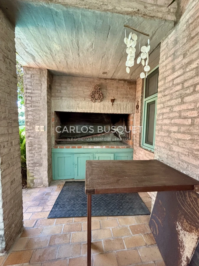 Casa ID.1311 - Venta casa de 5 dormitorios en barrio Golf, Punta del Este
