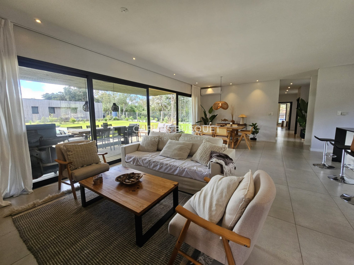 Casa ID.1810 - Venta de casa, 3 dormitorios en San Rafael, Punta Del Este