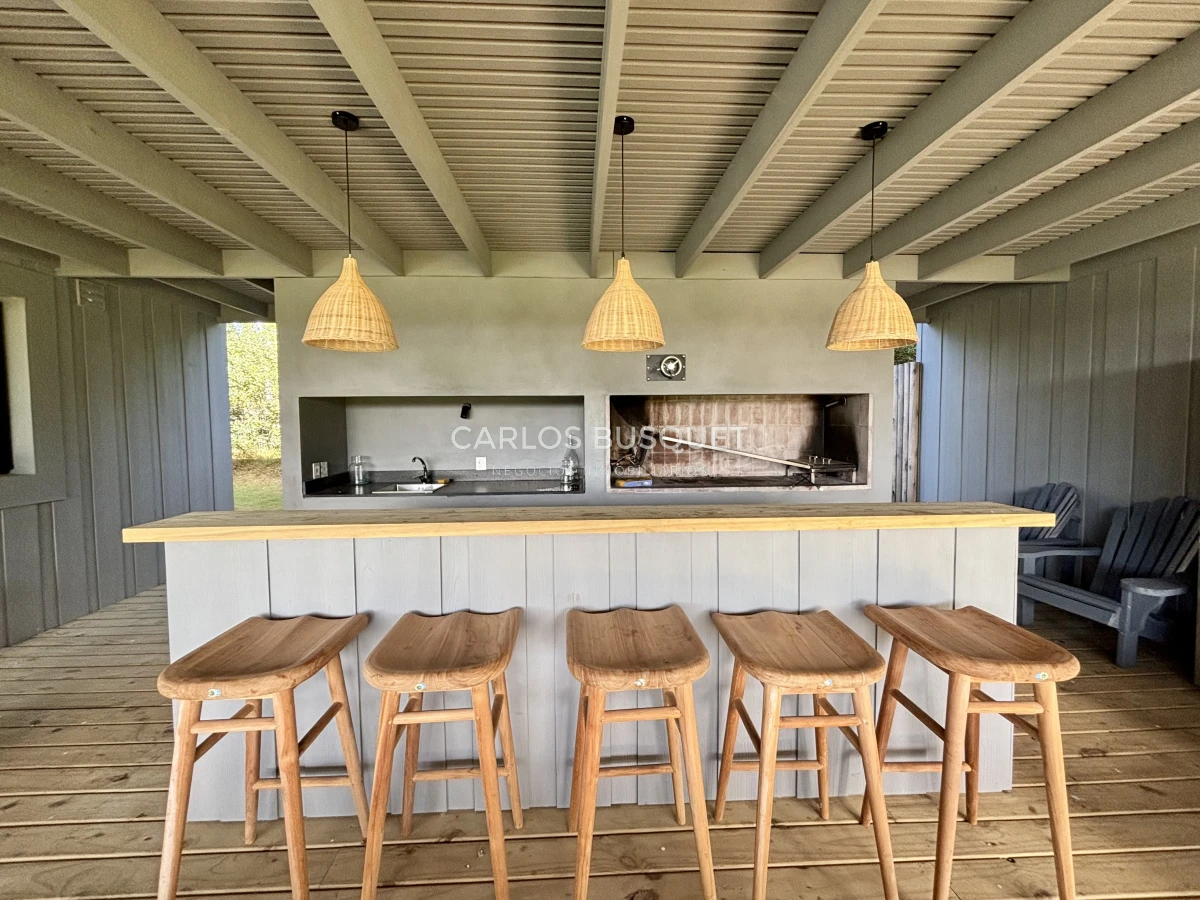 Casa ID.1035 - Casa a estrenar de 5 dormitorios en Jose Ignacio, Pinar del Faro