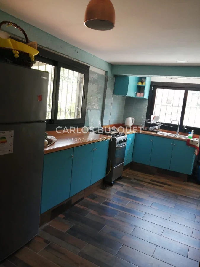 Casa ID.1040 - Casa en venta de 3 dormitorios en Pinares con Piscina