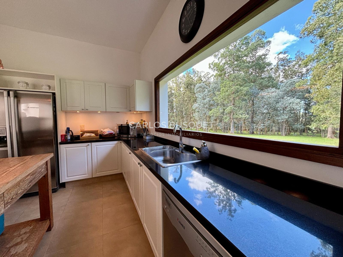 Casa ID.516 - Casa en venta de 2 dormitorios en Punta Ballena