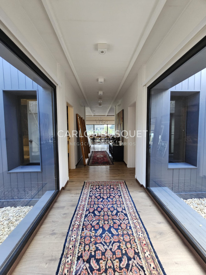 Casa ID.1620 - Venta casa de 4 dormitorios en Pueblo Mío, Manantiales 