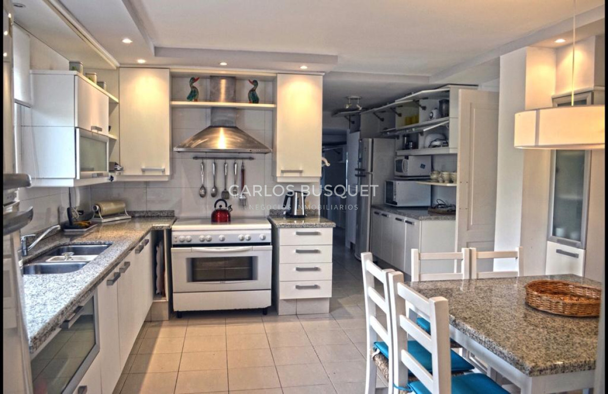 Casa ID.384 - Estupenda casa en alquiler, de 6 dormitorios, en Rincón del Indio! 