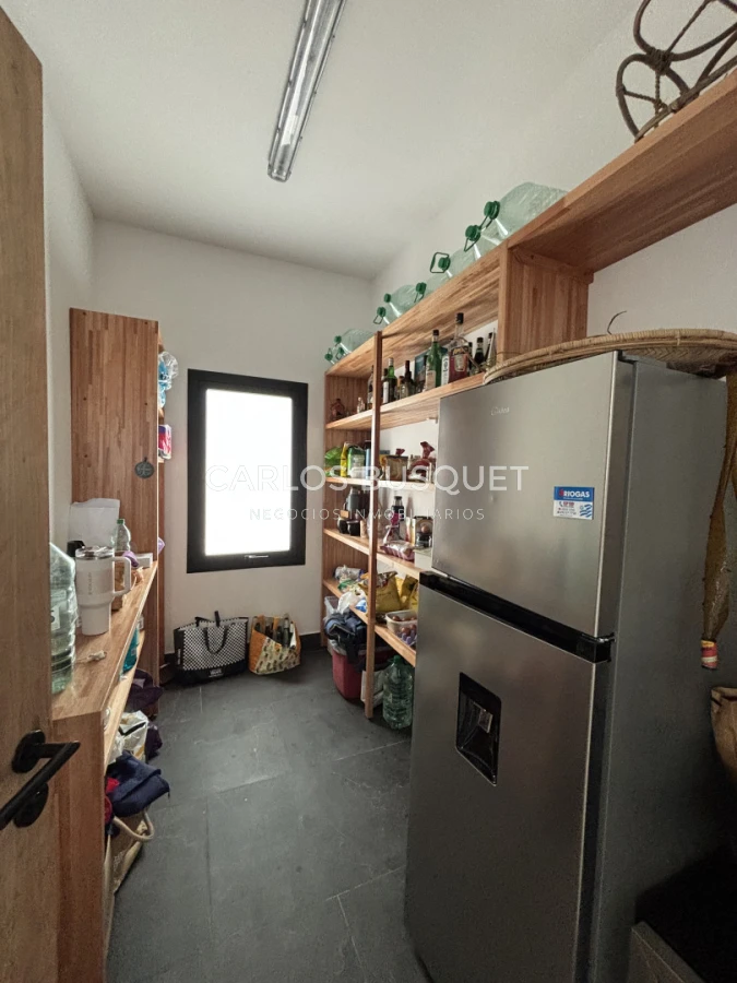 Casa ID.1296 - Chacra en alquiler temporal de 5 dormitorios, en Camino Medellin